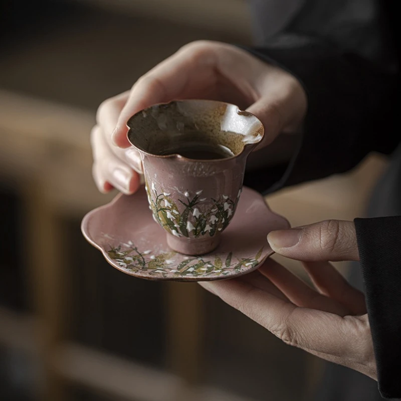 

Pure handmade coarse pottery flower mouth petal teacup household master cup pure hand-painted single cup Japanese tea cup retro