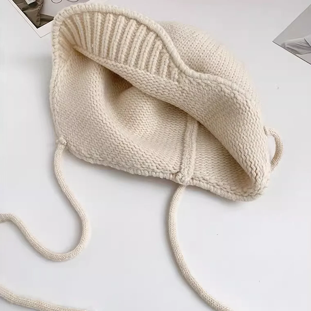 Berretto da donna lavorato a maglia autunno inverno tinta unita antivento caldo paraorecchie berretto femminile protezione per le orecchie parasole esterno