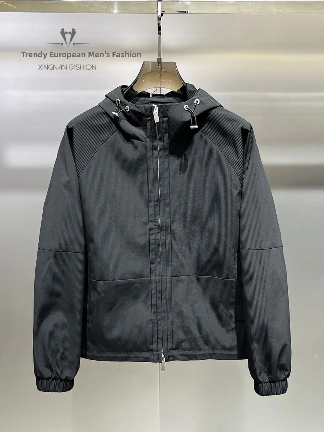 

Модная мужская куртка с капюшоном, весенняя новинка, с текстурным дизайном, свободного кроя, повседневная, из полиэстера, нейлона и композитного волокна