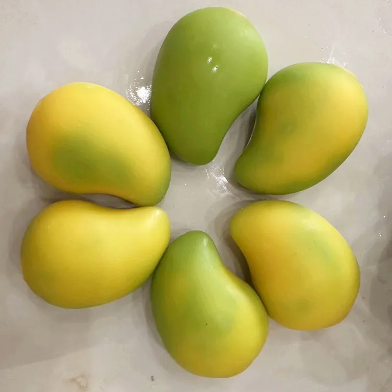 Simulation de mangue à couleur changeante, 1 pièce, pétrissage, décoration musicale, jouet d'aération des fruits, affichage de fenêtre, jouet de décompression, vente en gros