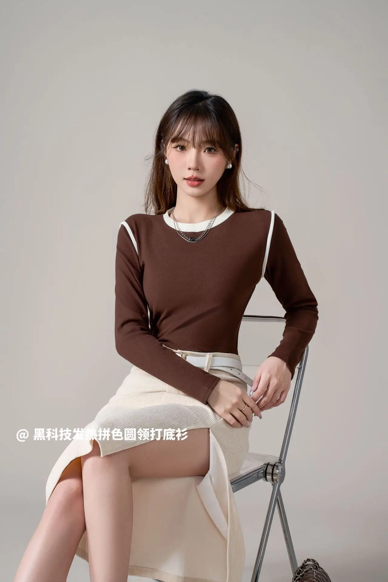 

2025 Autumn New Women's Black Knitting Sweater Crewneck Base Layer Long Sleeve T Shirt Undershirt