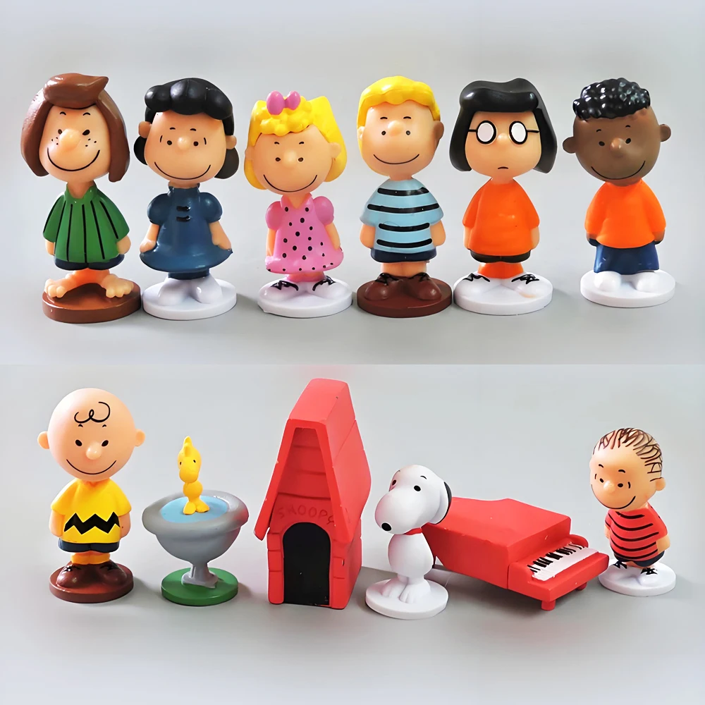 12pcs Cartoon Peanuts Snoopy Charlie Sally Woodstock Kawaii Anime Mini Figure Model Toys Cake Decoration Collection Gift