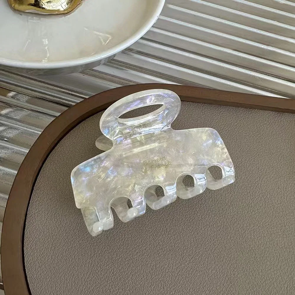 Haarspange, leichter Luxus, Hai-Clip, High-End-Feeling, Haar-Accessoires, Mädchen und Frau, kleine Halteklammer, seitliche Haarspange – Detail 17