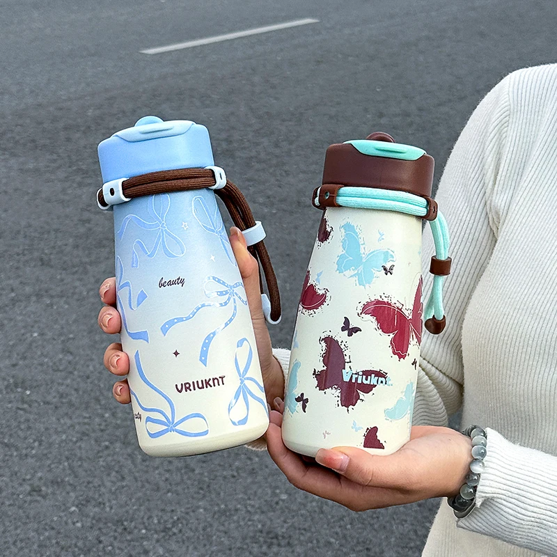 1 Stück 650 ml tragbarer Trinkhalmbecher, hohes Aussehen, Wasserbecher für Büro und Outdoor, warmes Geschenk für Paare