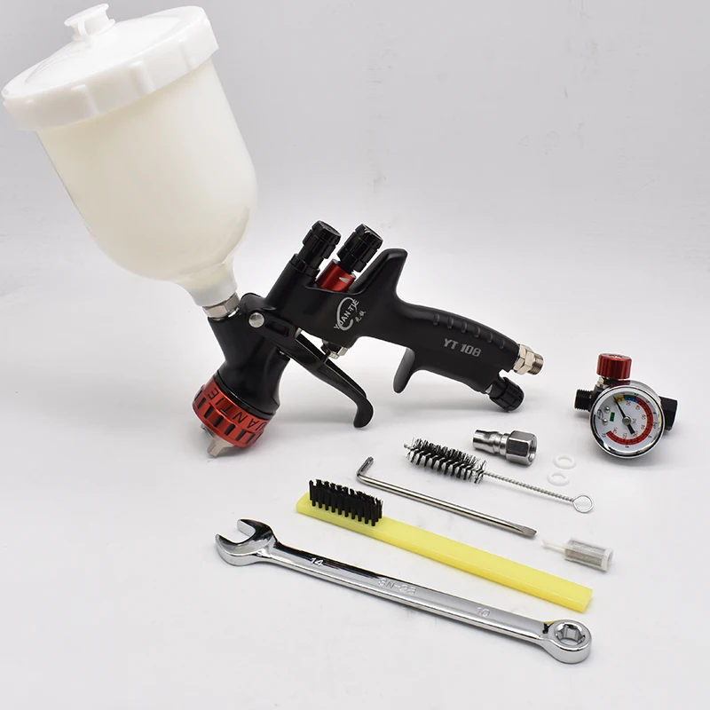 High Quality 1.3MM Nozzle Spray Gun 600CC Tank Airbrush with Pressure Gauge Spray Gun for Car Painting