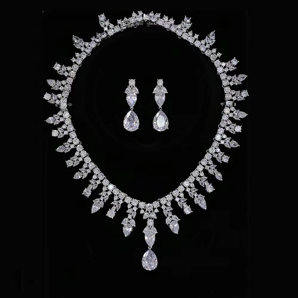 

Luxurious all zirconia high-quality exquisite necklace earring set, fashionable sparkling crystal bridal jewelry gift CN10160