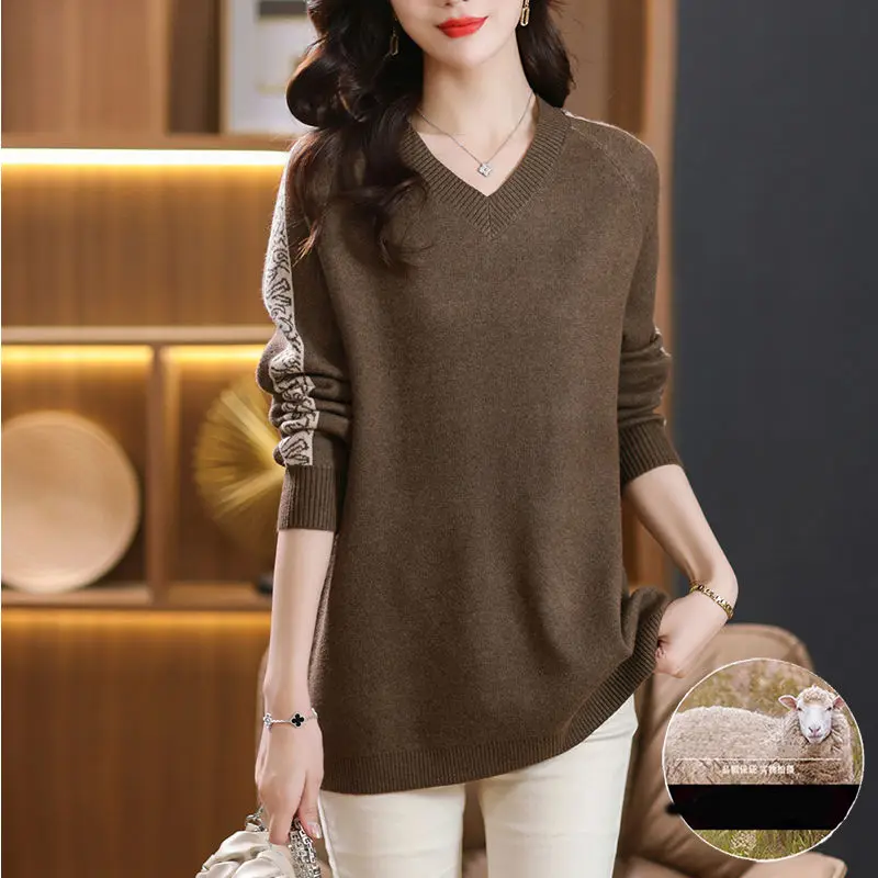 Korean Version Sweater Women\'s 2024 New Patchwork V-neck Fashion Solid Color Loose Western Style Long Sleeved Knitted Tops