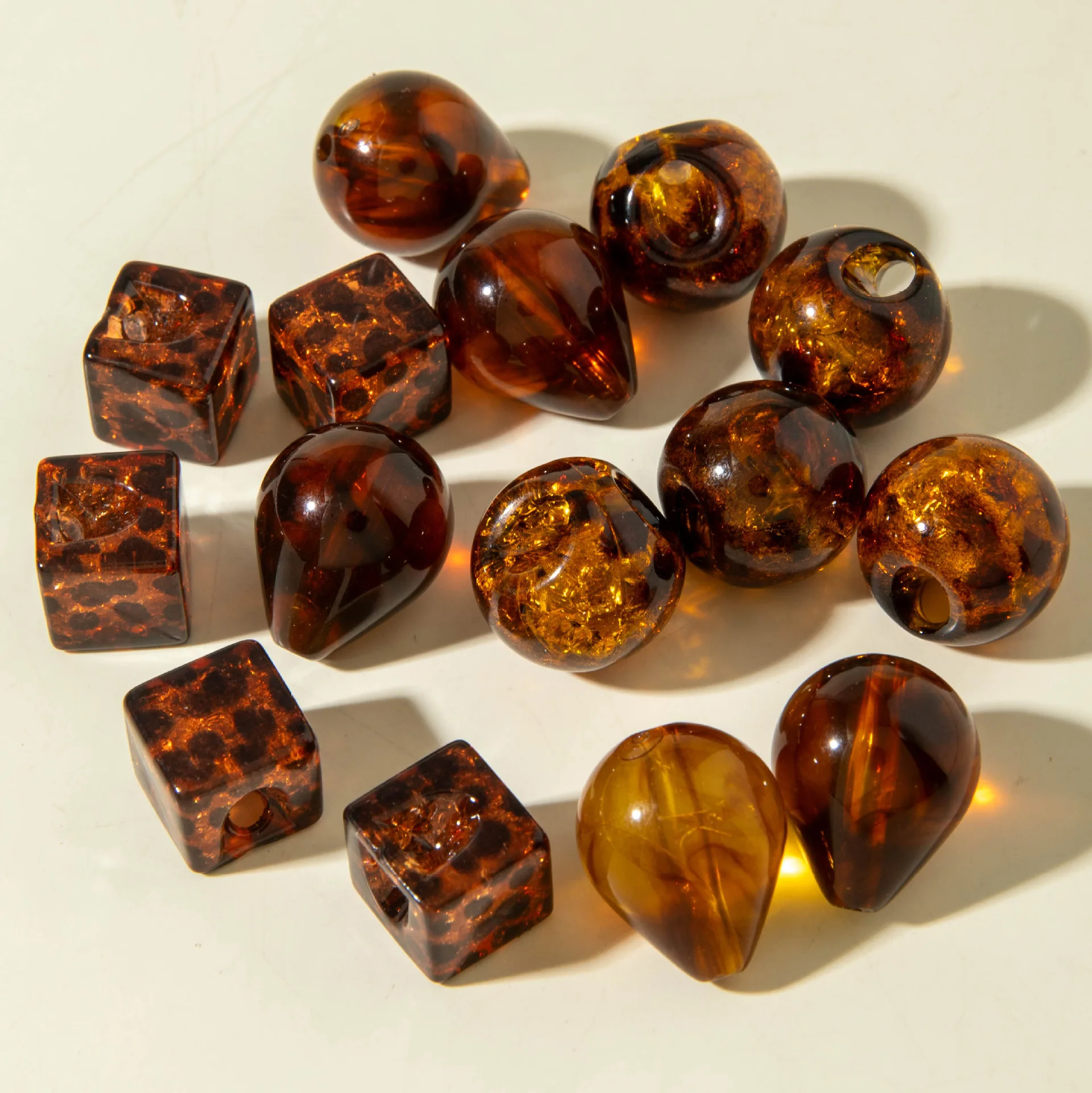 10pcs Acrylic Leopard Print Amber Square and Round Beads DIY Handmade Through-Hole Beads Hand Bracelets Necklaces Accessories