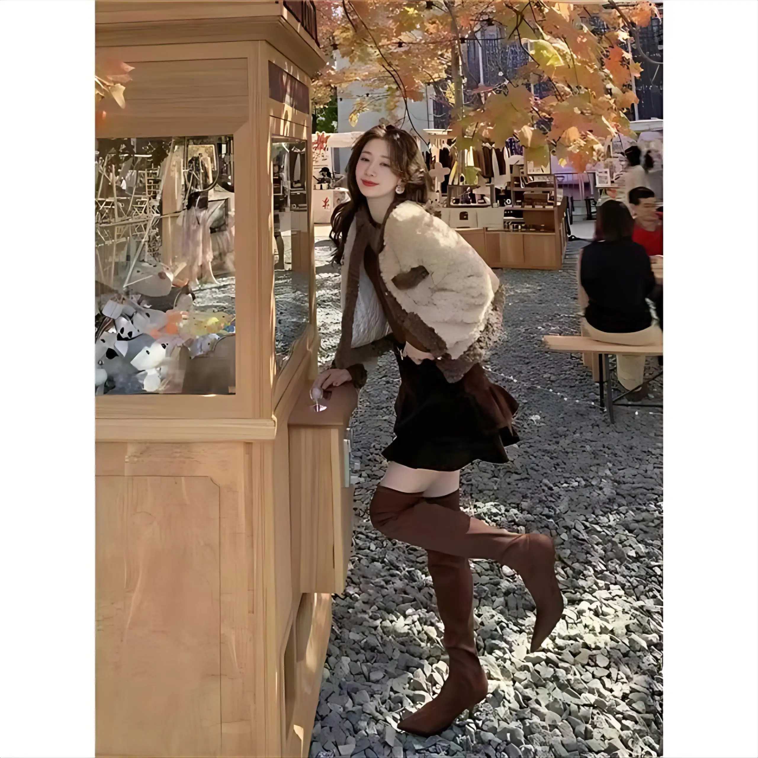 

Lamb Wool et Women Y2K Embossed Raised Elevated Lifted Upraised Uplifted Heaved Hoisted Boosted Upped Heightened Exalted Ins