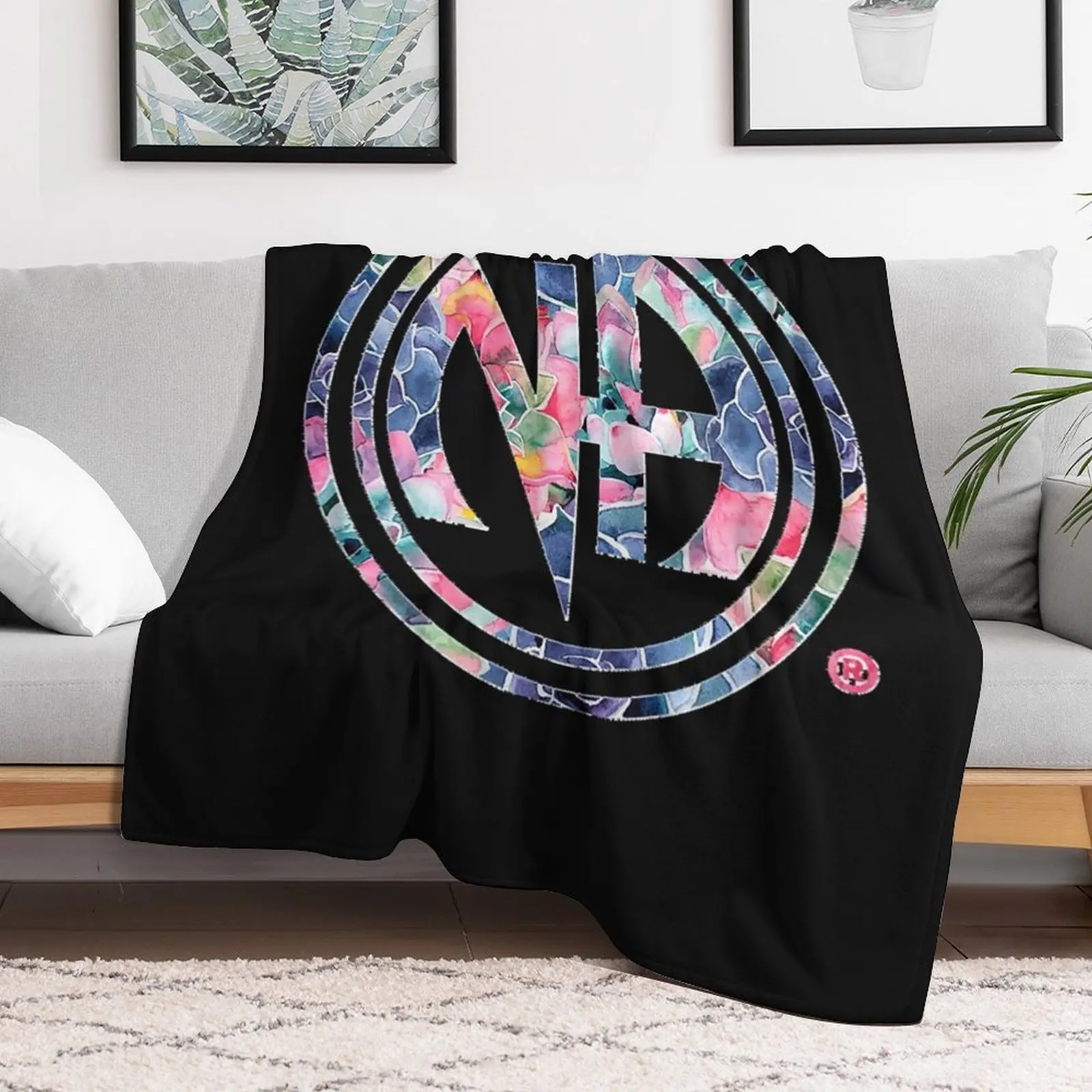 Cool NA Logo Narcotics Anonymous NA AA Essential Throw Blanket