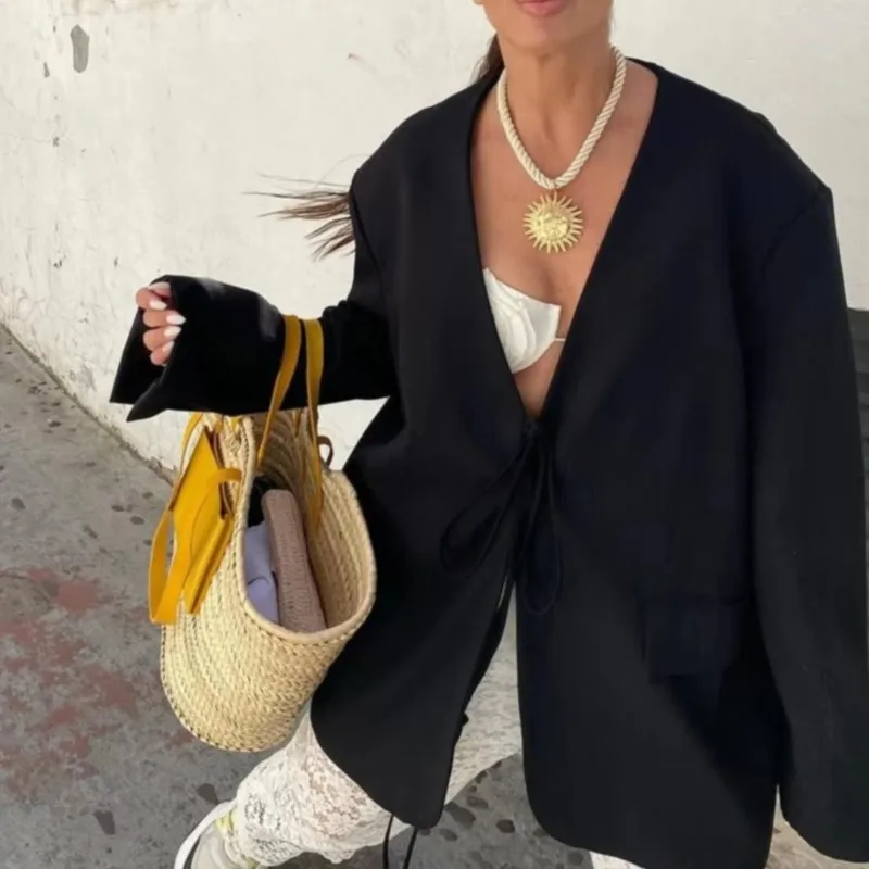 سترة أنيقة للنساء موضة كبيرة الحجم بأربطة عميقة على شكل حرف v وأكمام طويلة سترات بدلة ربيع جديد 2025 معطف فضفاض غير رسمي للمكتب للسيدات