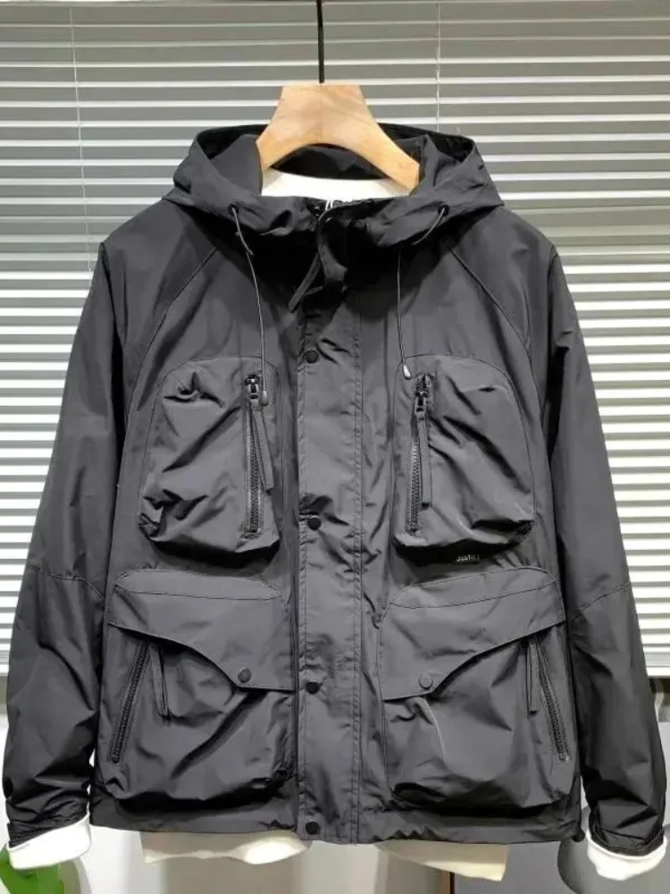 

Повседневная дорожная куртка с несколькими карманами и капюшоном, мужская свободная рабочая одежда, пальто в корейском стиле, унисекс, модная однотонная верхняя одежда на весну и осень