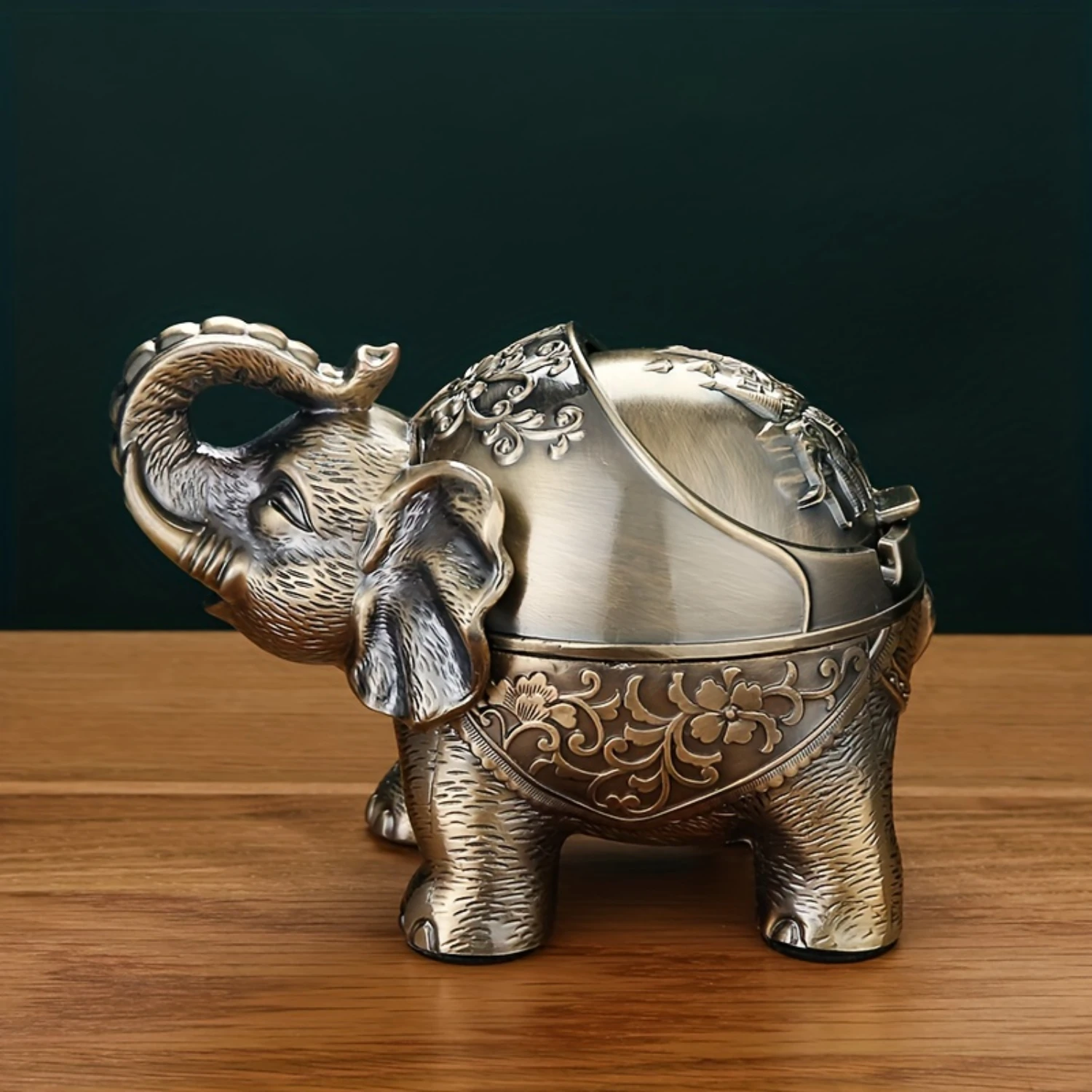 Elephant Ashtray - Durable Metal, Unique Animal Design, Convenient Lid, Anti-Fall, Luxurious, Anti-Fly Ash - Perfect for  Living