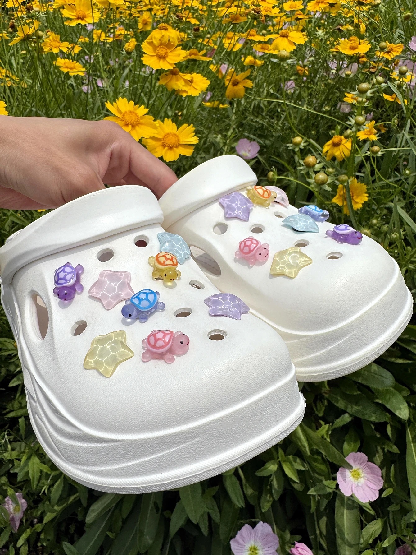 16 cute summer 4-color (little turtle, water ripple star) shoe buckle DIY decorations, suitable for shoes with holes and sandals