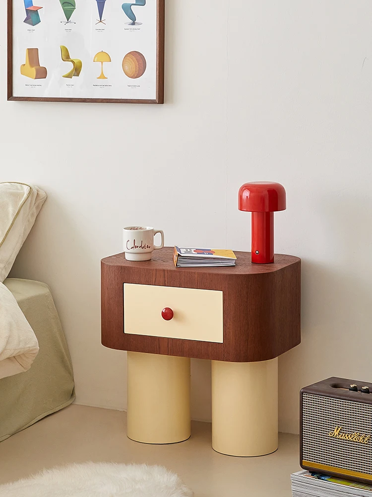 Cream wind bedside table creative children's bedroom bedside cabinet small narrow cabinet cute storage cabinet.