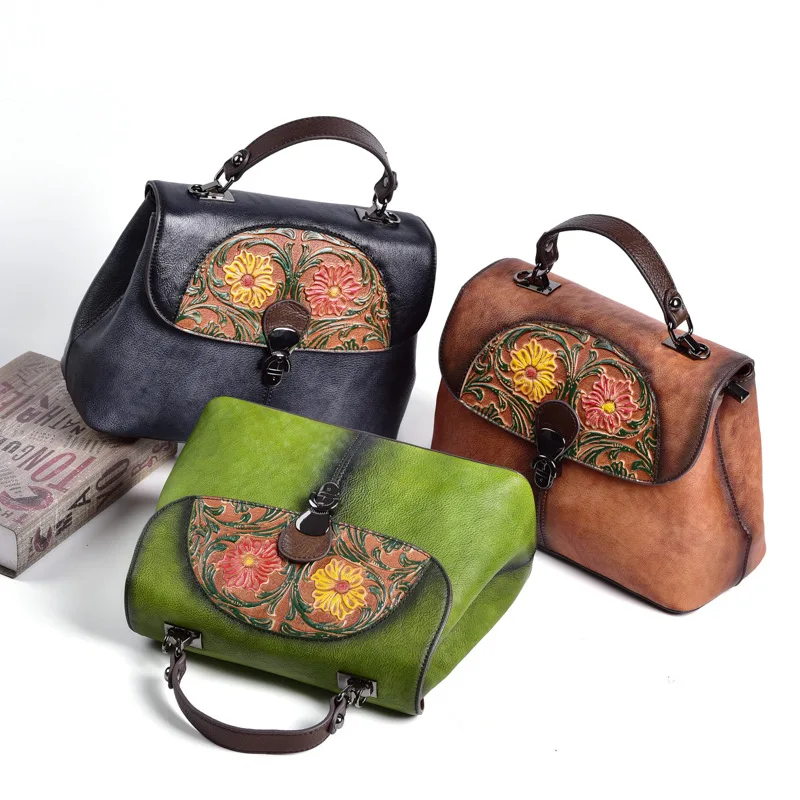 

Head layer cowhine women embossed retro hand-rubbed color clench large capacity hand-held diagonal span shoulder bag