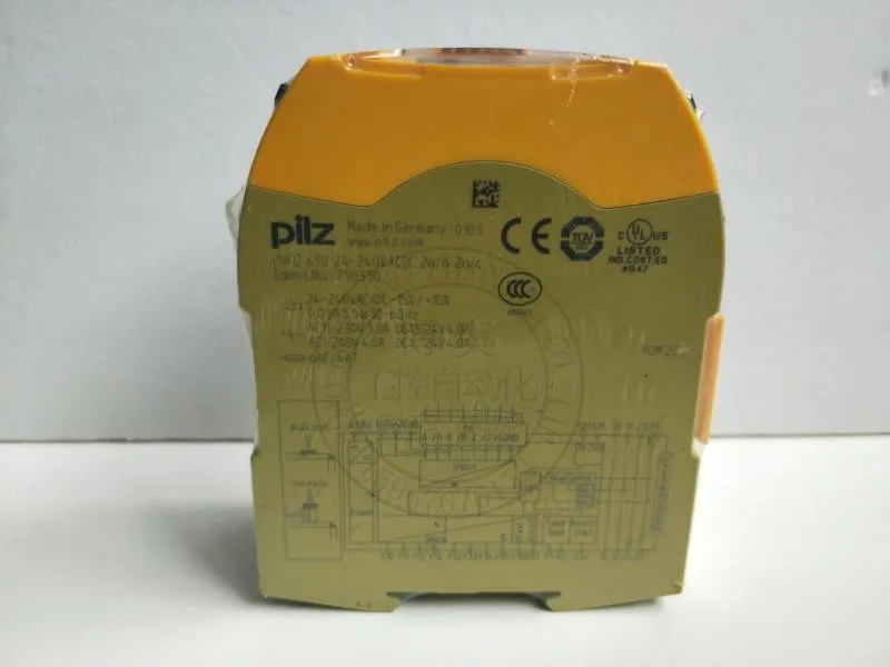 Safety relay PNOZ s30 C Order number 750330/751330