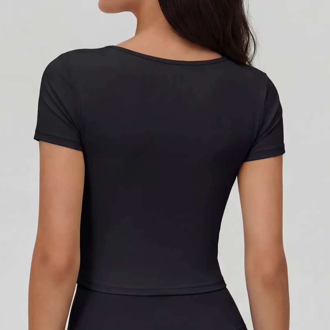 Women's V-neck short-sleeve yoga & fitness top, regular shoulder fit, high-stretch soft nude-feeling fabric.