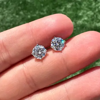 8 最佳銷售 莫桑石螺絲耳釘 - №7