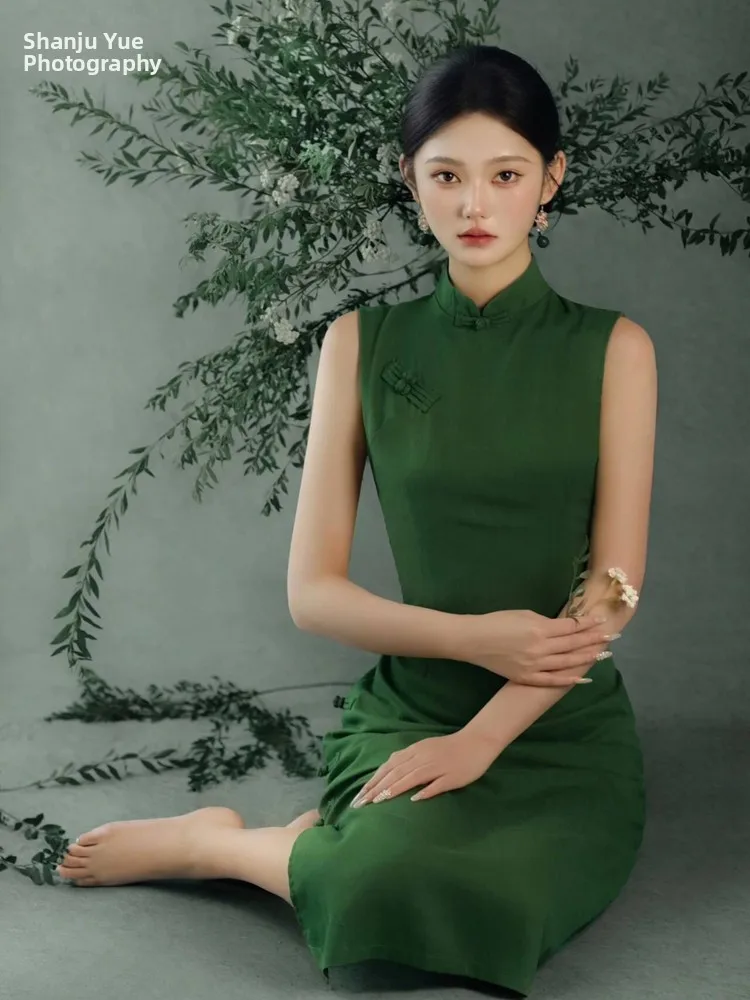 

New 2026 Chinese Style Retro Portrait Photography Studio Girls Fashionable Ethnic Stage Costume Ladies' Clothing