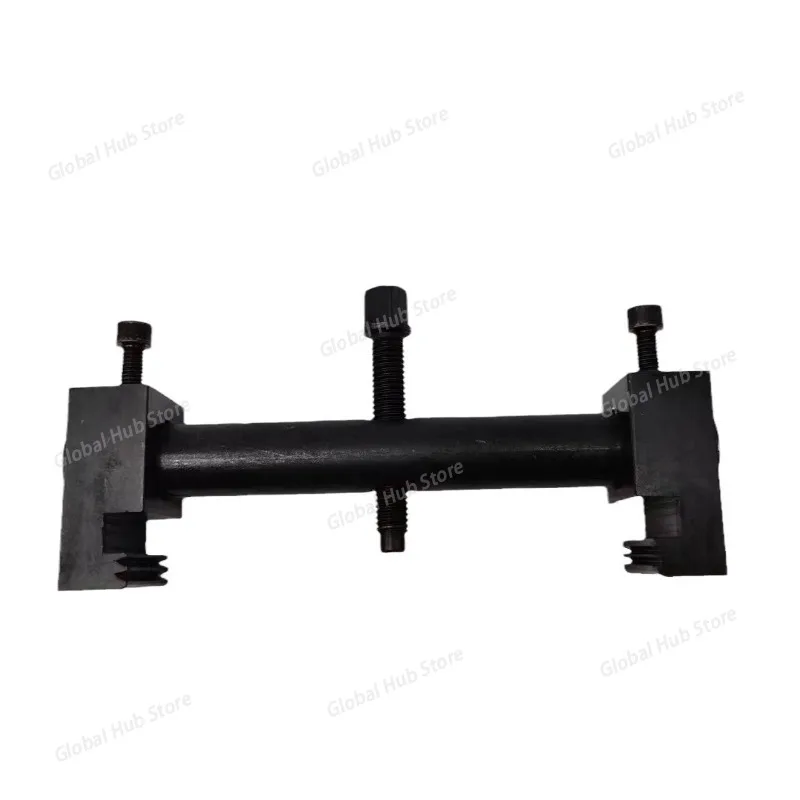 Crankshaft Pulley Puller - Tool for Fan Impeller, Motor and Steering Wheel, Belt Pulley Removal Iron material