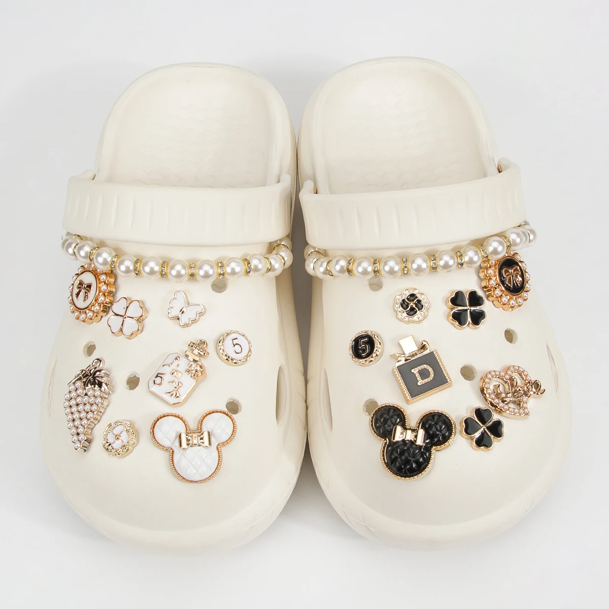 � 18-teilige goldene Bären- und Hasen-Schuhanhänger – abnehmbare Bling-Blumenklammern für DIY-Schuhe und Party-Dekoration für Damen – Detail 8