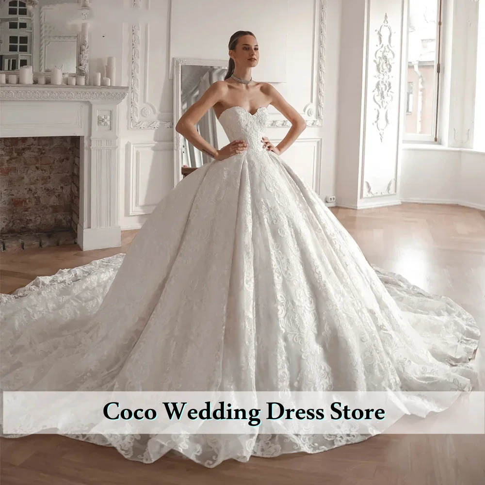 Maßgeschneiderte exquisite ärmellose Brautkleid Perlen Schatz Gericht Zug Prinzessin Braut Kleider Vestido De Noiva