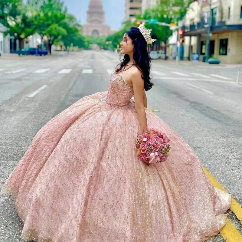 Vestido de fiesta vestido para quinceañeras 2024 tul con cuentas y chaqueta vestido de fiesta largo sin mangas rosa tren de barrido personalizado