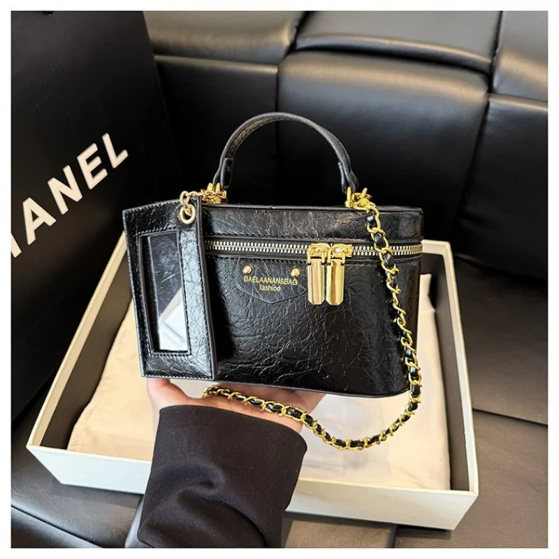 

Elegant Leather Classic Crossbody Bag For Women With Fashionable Trendy Design Letter Logo Solid Color