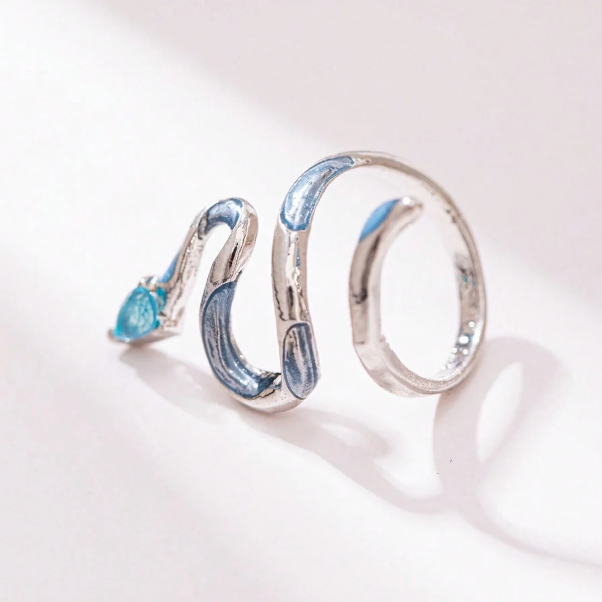 Two Pieces Of Women's Snake-shaped Ring Set Trendy And Versatile Couple Style Design