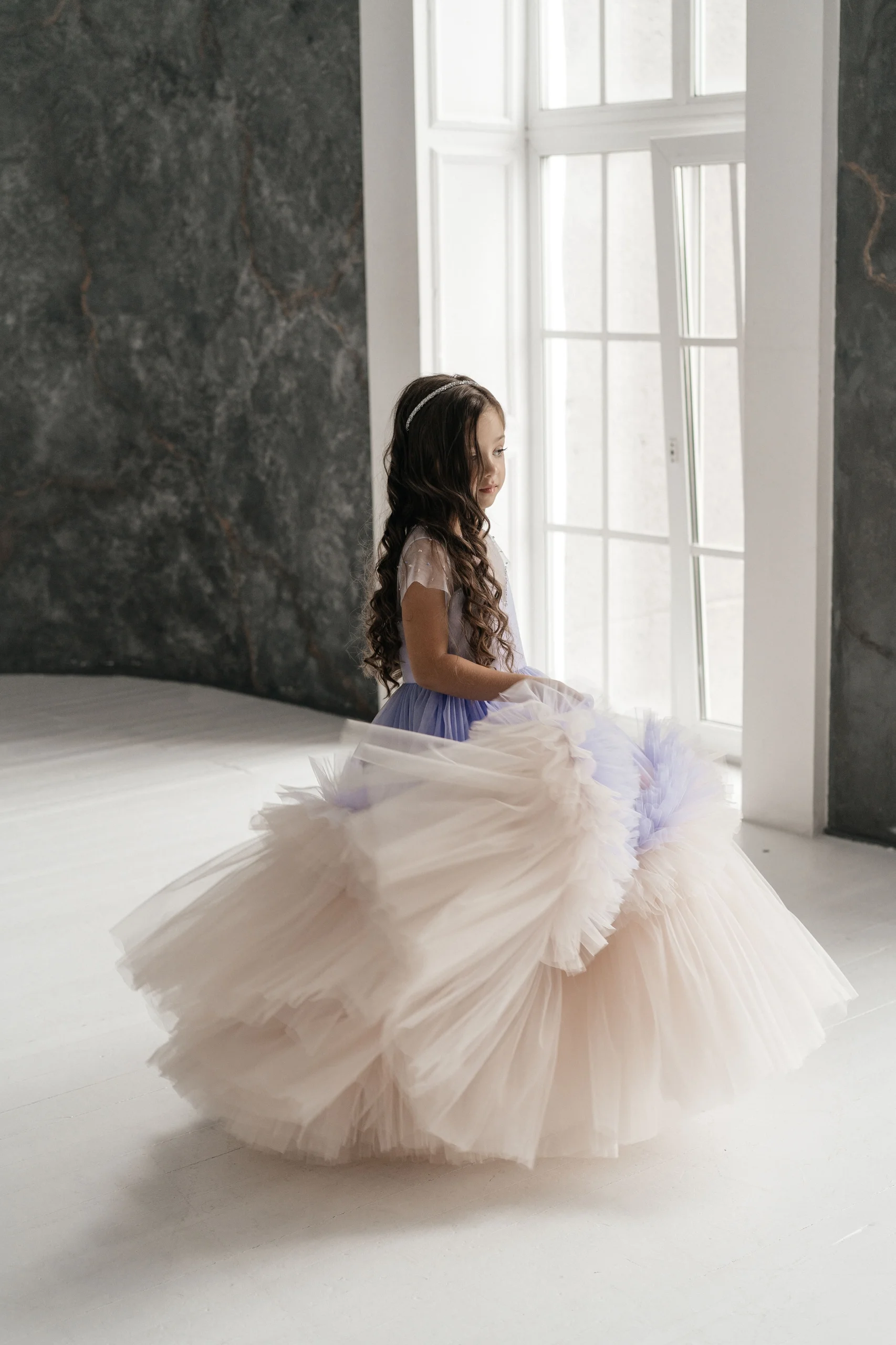 Tulle Flower Girl Dresses for Wedding Party Sleeveless Ruffles First Communion Prom Ball Gown Chrismas Birthday Evening Dress