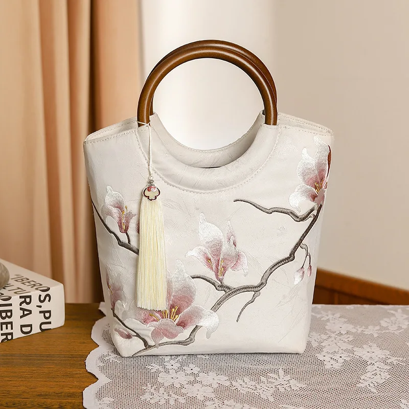 Chinese style wooden handle hand qipao bucket bag embraced handbag