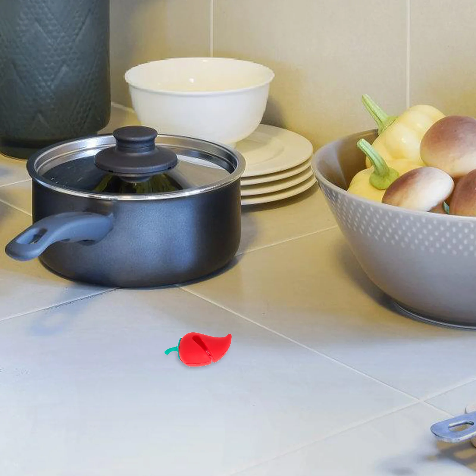 

Creative Red Chili Pepper Silicone Pot Lid Lifter Heat-Resistant Spill Stopper Kitchen Tool Prevent Boil Over Splashproof Pot