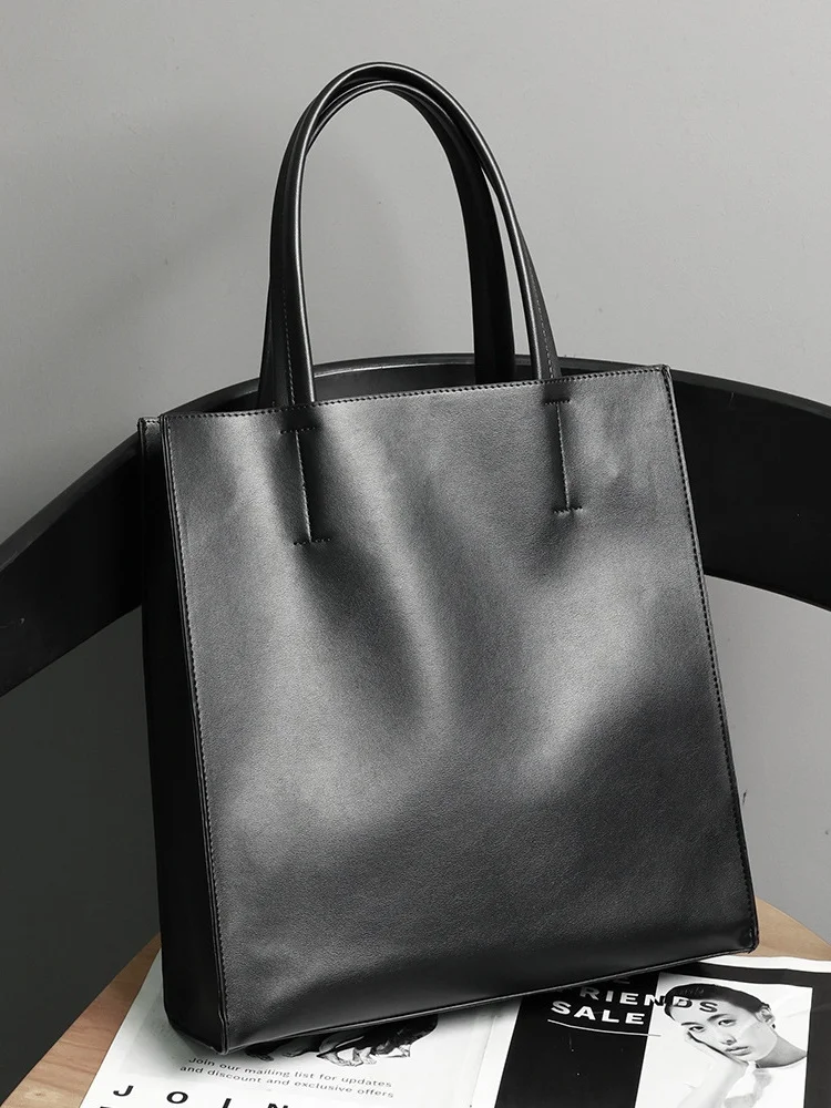 Men\'s Vertical Large Capacity Handbag Simple Fashion Trendy Individual Mother Bag Commute Business Computer Bag