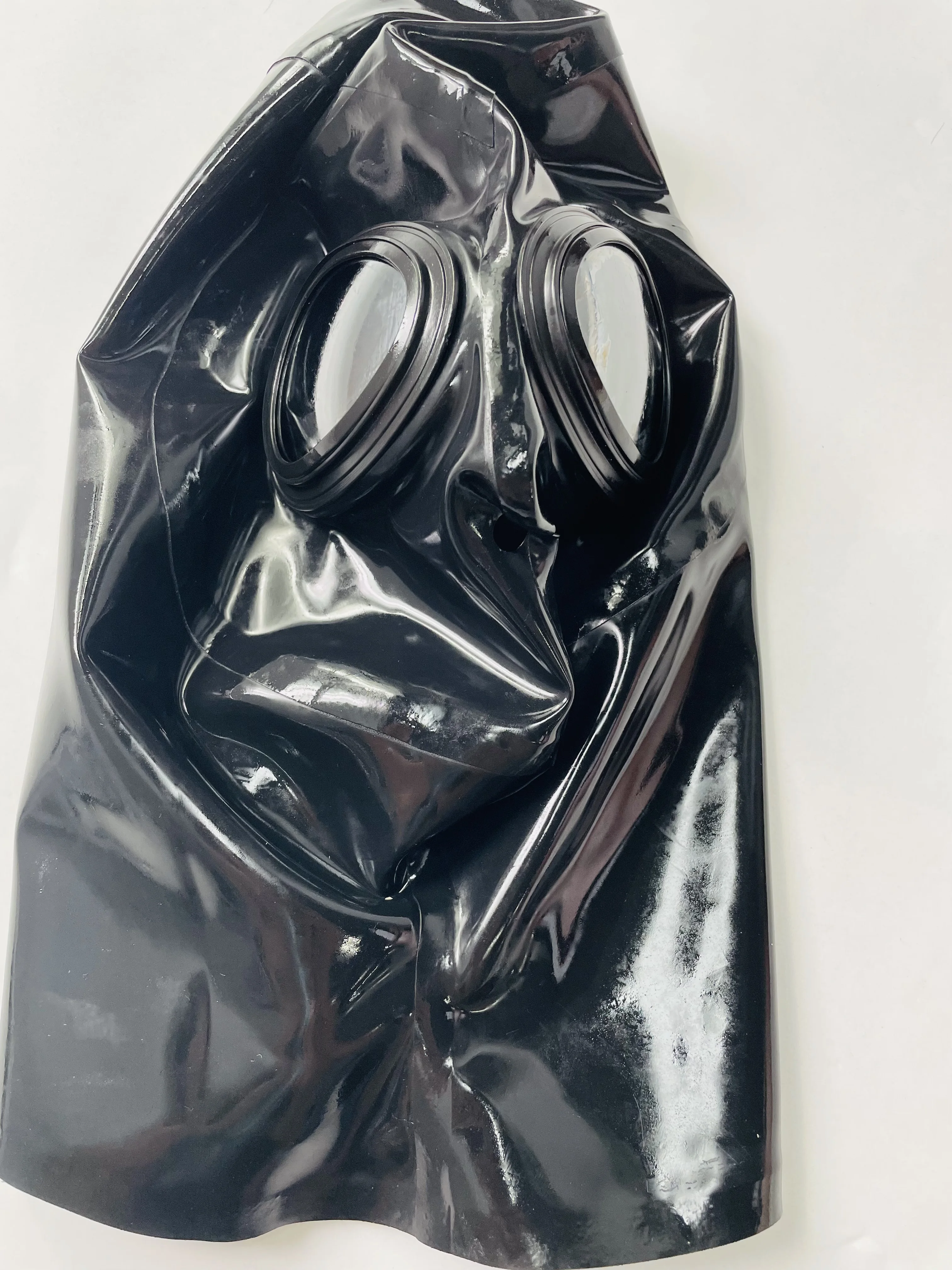 BLACK LATEX GUMMI MASK WITH EYE GLASS Closed mouth open nose