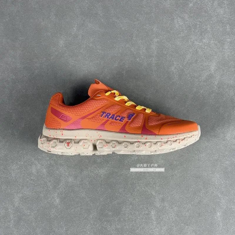 

Summer 2025 Hot Sale Unisex Breathable Professional Wearable Walking Hiking Shoes Comfortable Walking Hiking Shoes Very Good