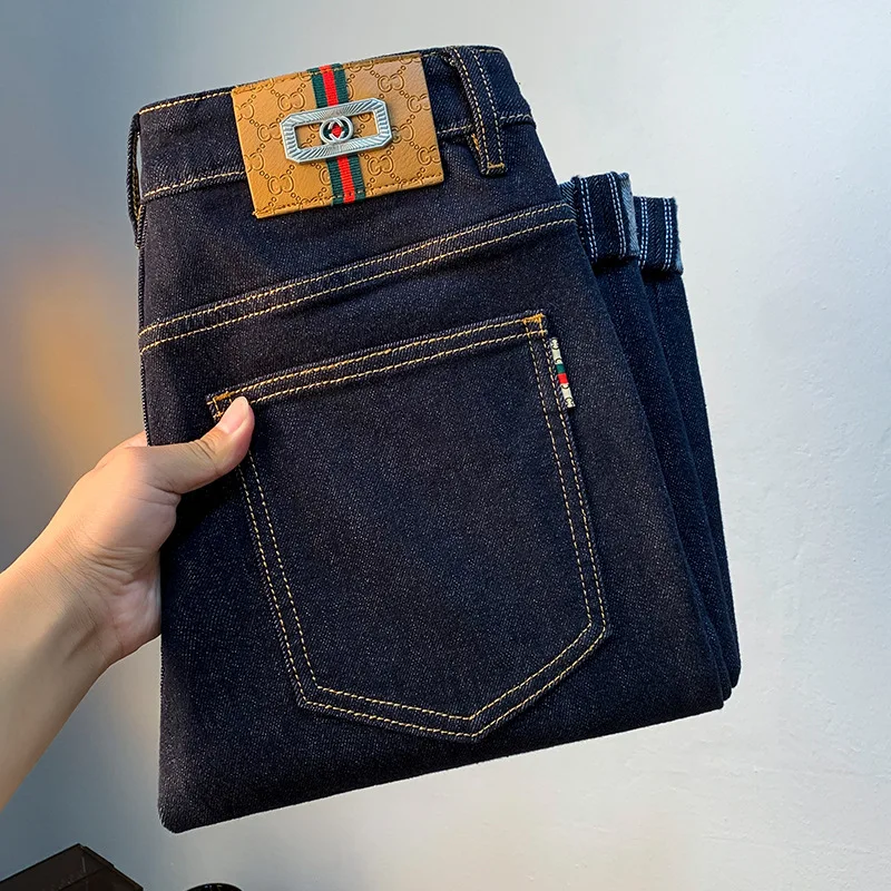 Jeans da uomo di lusso a prezzi accessibili di fascia alta autunno nuovi pantaloni in Denim di colore primario Slim elasticizzati Casual stampati di lusso leggero