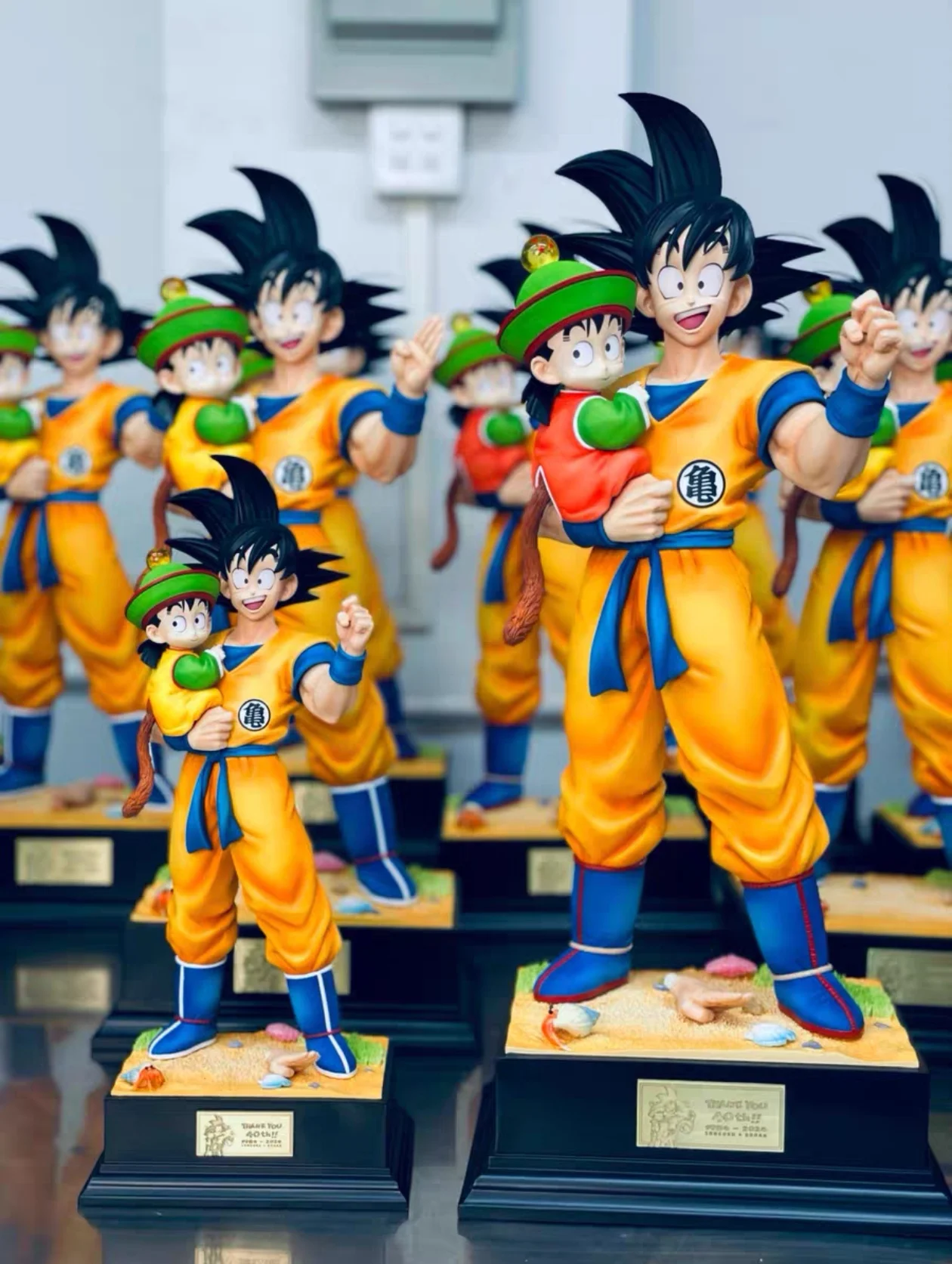 

Dragon Ball Son Goku with Gohan Anime Figure Son Goku Figurine Pvc Action Figures Statue Collection Model Toys Doll Decor Gifts