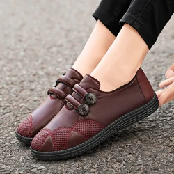 2024 nuove scarpe da donna mocassini in pelle scarpe da donna comode scarpe Slip on filo per cucire a mano scarpe da mamma Zapatillas De Mujer