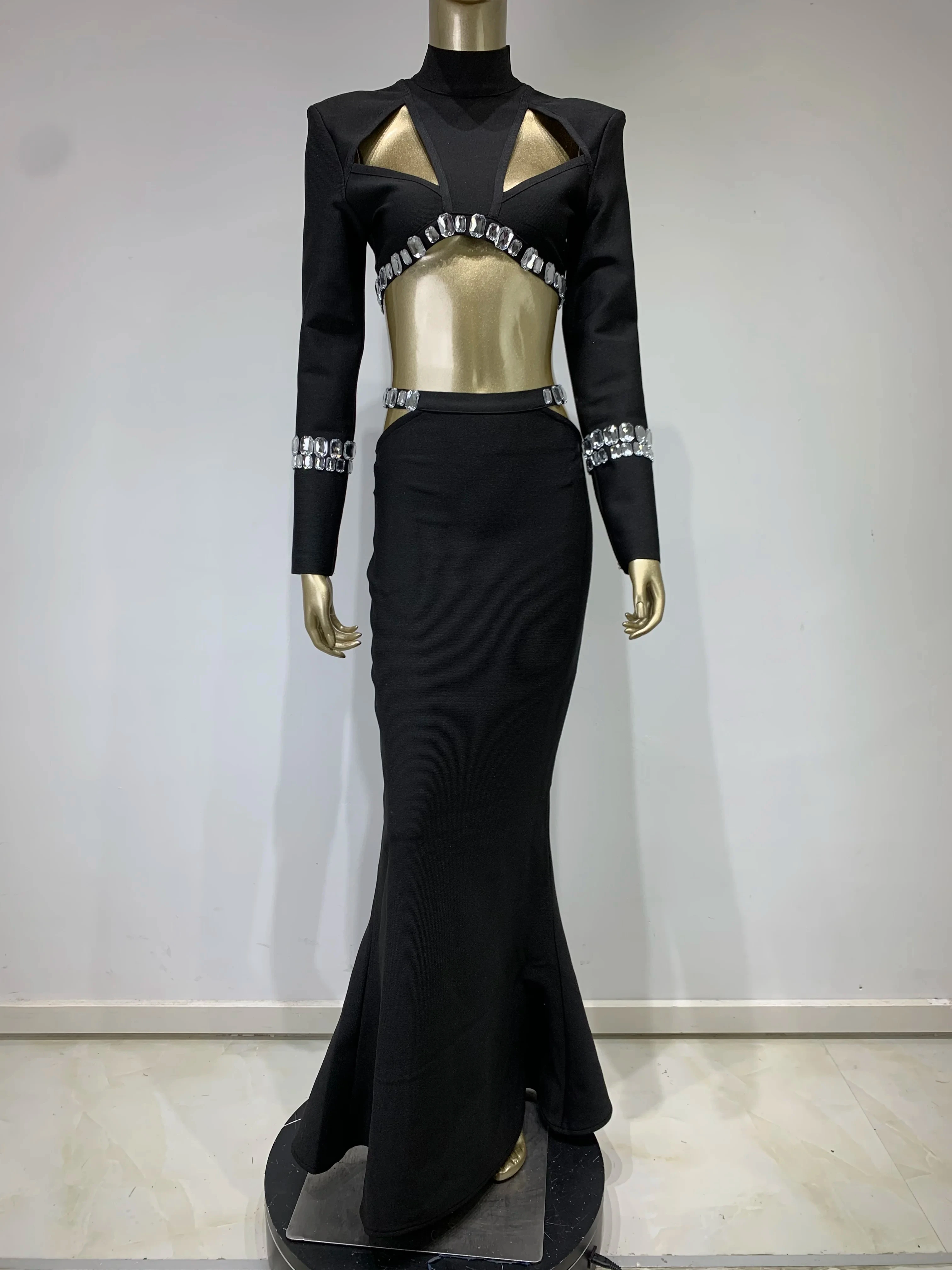 Women‘s Sexy Hollow Out Long Sleeve Beading Black Celebrity Long Skirt Bandage Set Elegant Evening Club Birthday Party Clothing