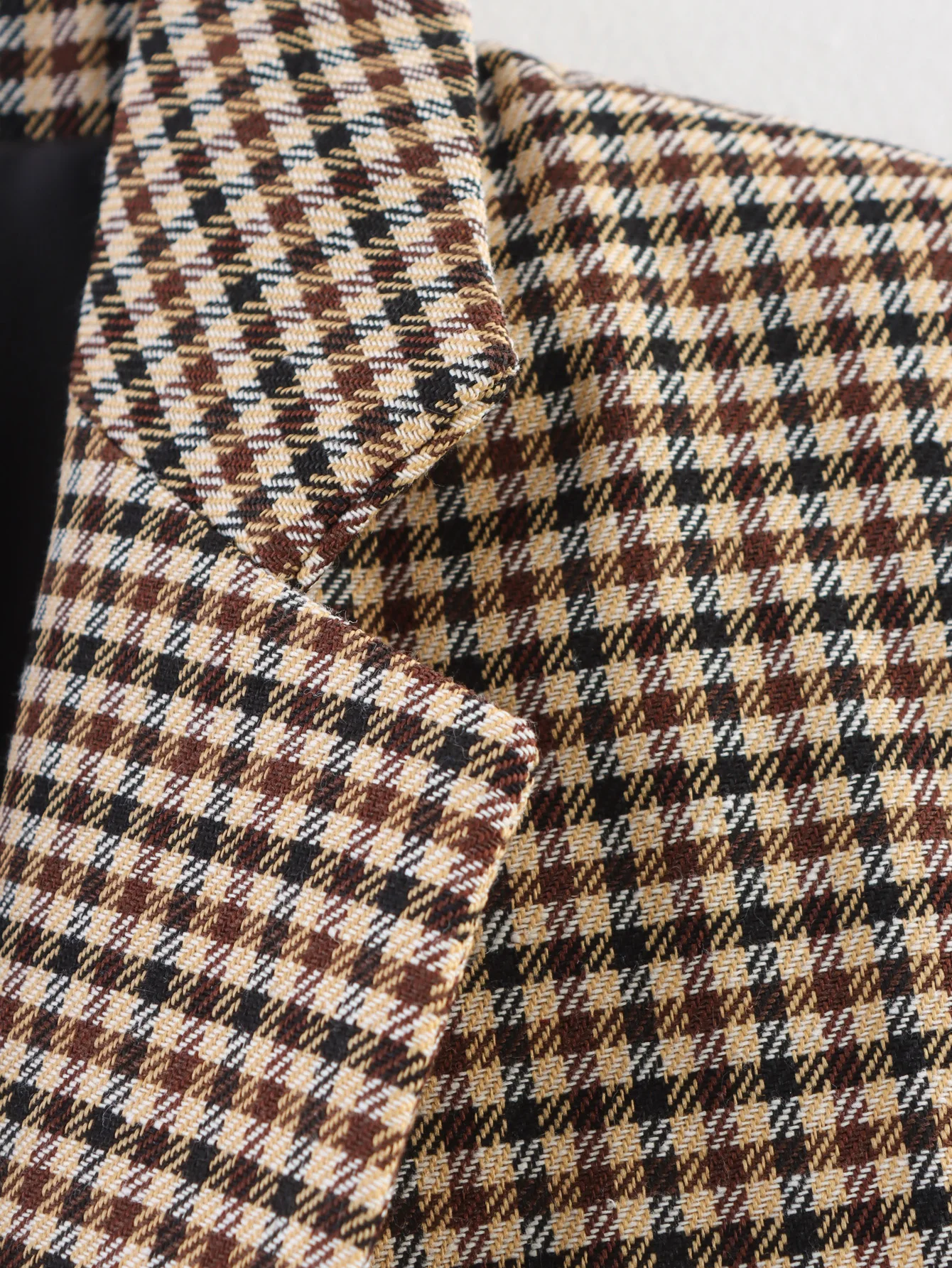 Versatile Women's H1926 Fashion Plaid Lapel Suit Jacket Commute Style Loose Fit Long Sleeve Polyester Fiber Double Breasted