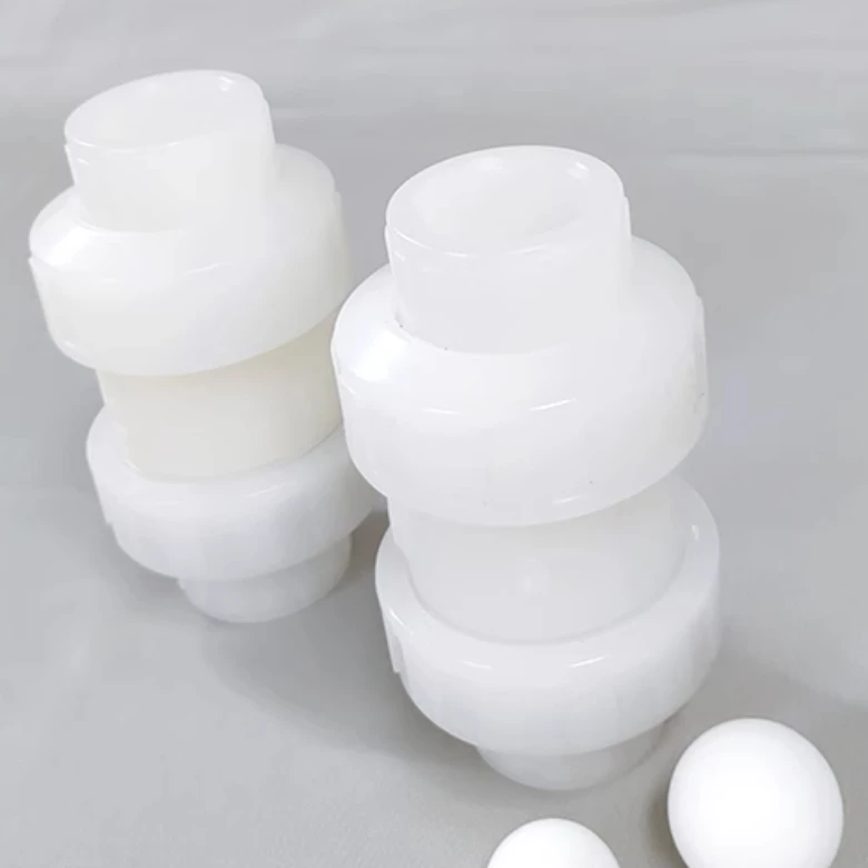 中国製高品質1/2インチ～2インチ ダブルユニオンソケットPVDFボールチェックバルブ DN15～DN50 PVDF垂直チェックバルブ ダブルユニオン付き