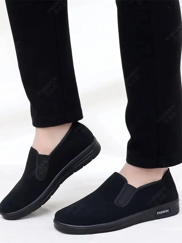 2026 New Fabric Shoes for Men's Work, Spring Travel, Breathable Flat Bottom, Non Slip Soft Soled Men's Shoes