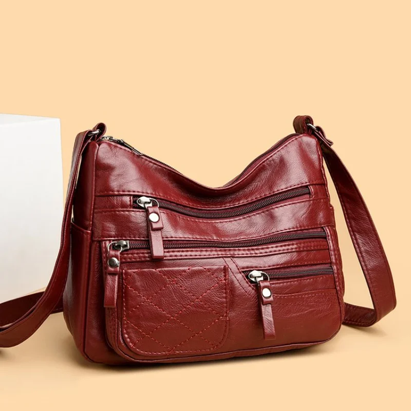 

Модная женская сумка через плечо большой вместимости и простой буквенный логотип в винтажном стиле для отдыха