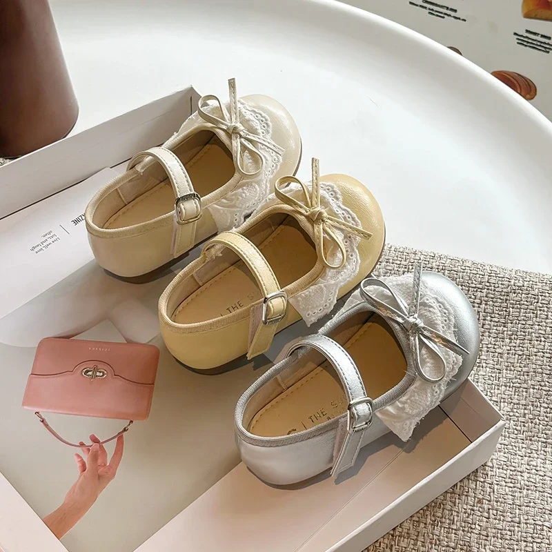 

2025 Autumn New Children Dance Shoes Round Toes Elegant for Girls Flats Sweet Lace Kids Leather Shoes Princess Style Fashion