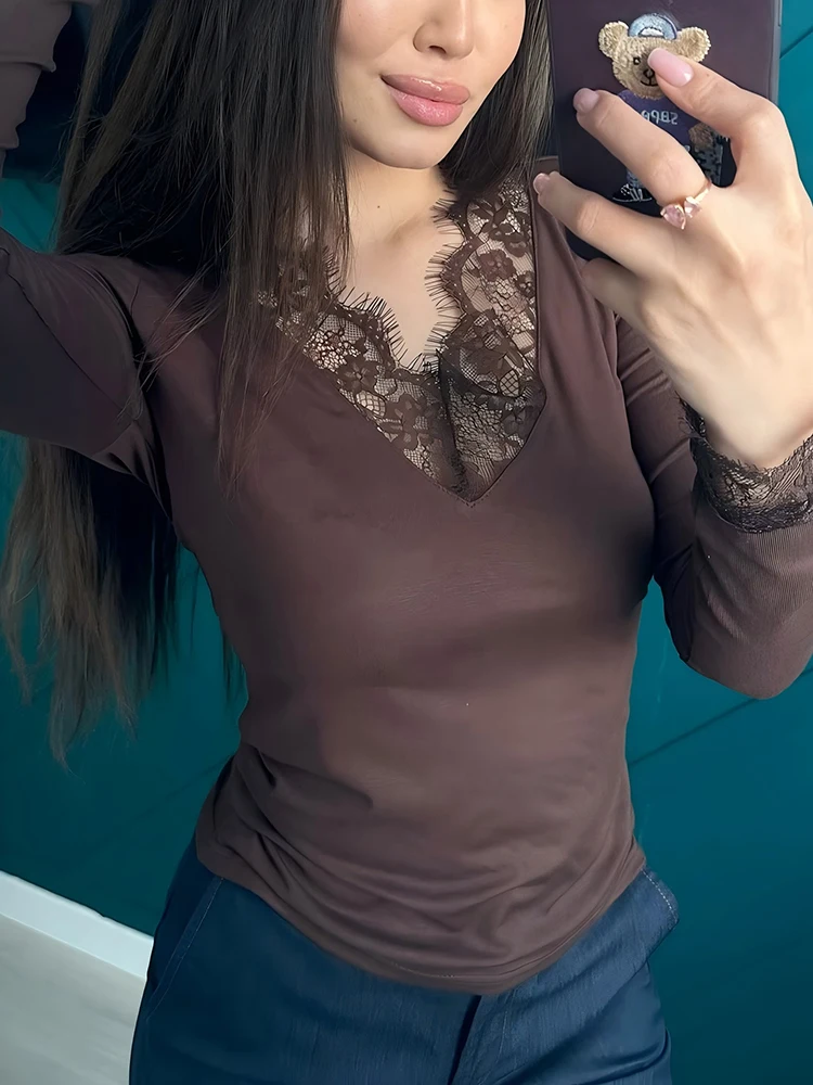 Oniflyme الدانتيل المرقعة مثير المرأة تي شيرت موضة بلون الخامس الرقبة طويلة الأكمام تمتد سليم المحملة القمم الخريف ملابس الشارع الشهير غير رسمية