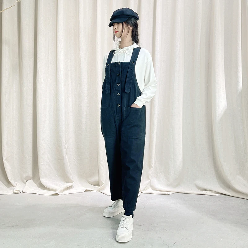 Nowe jesienne dżinsowe ogrodniczki damskie, modne, uniwersalne C3W04Z6630, długie spodnie, zapięcie na guziki, 96% bawełna, głęboki kolor.