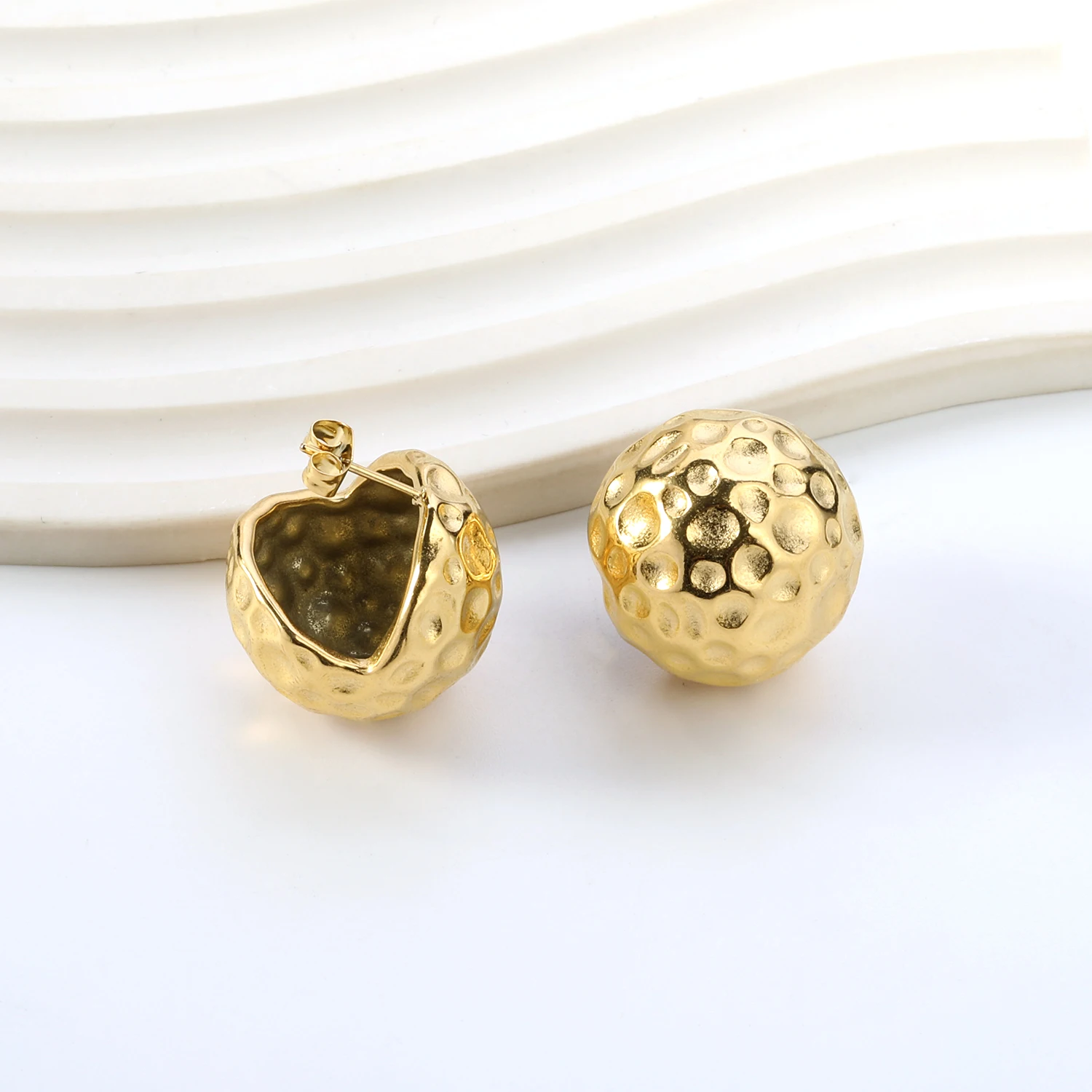 LUXUKISSKIDS Women Round Big Golden Stud Earrings for Party Luxury Water Drop Shape Smooth Chunky aretes Steel Geometric Jewelry