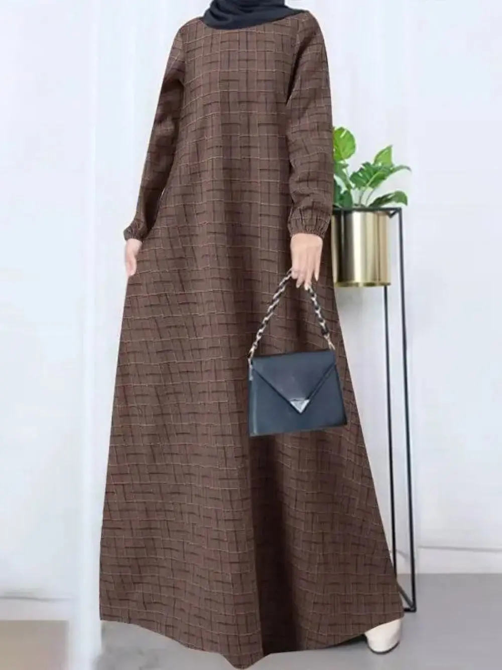 

Новое поступление, мусульманская женская ретро-хлопково-льняная клетчатая макси-абая с круглым вырезом и длинными рукавами - весна и осень LD800161