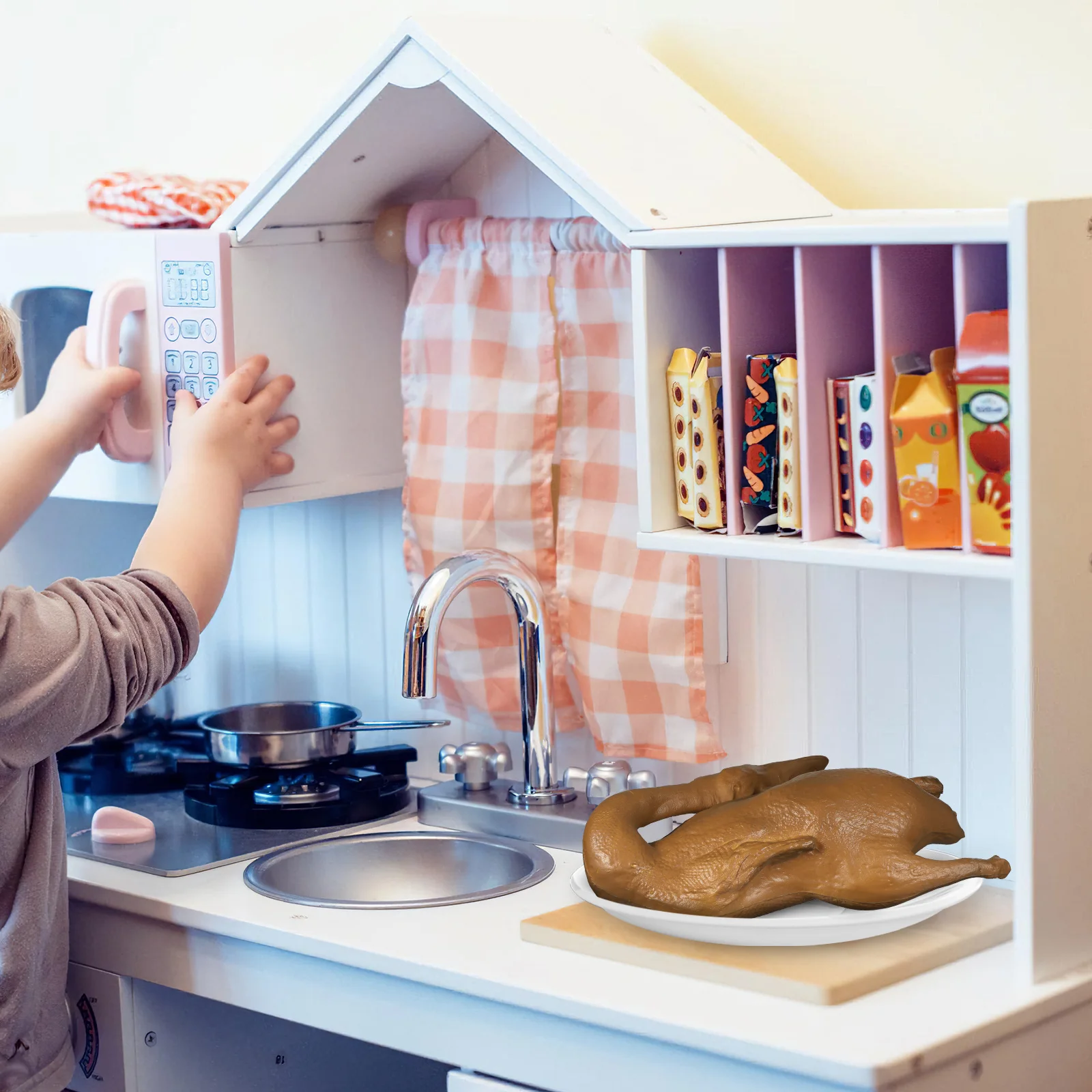 

1Pcs Roast Duck Decoration Plastic Simulation Food Ornament Reusable Safe Home Office Photo Prop Chic Table Decor